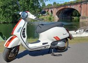Vespa GTS 300 Racing Sixties image